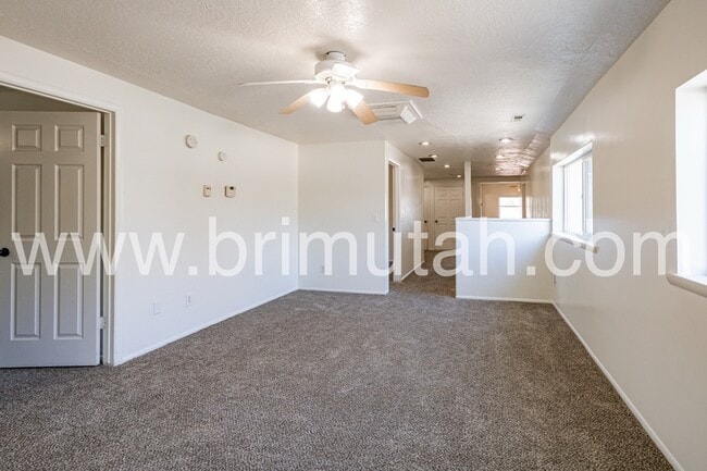 Building Photo - 3738 S 700 E