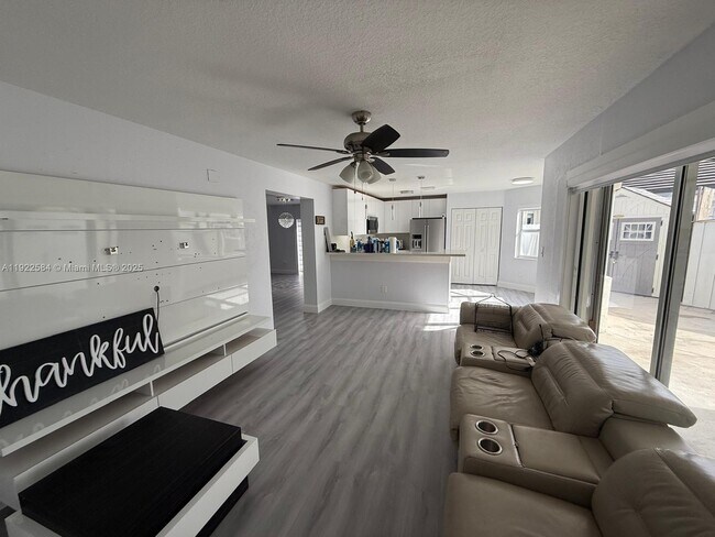 Building Photo - 9352 SW 155th Ave