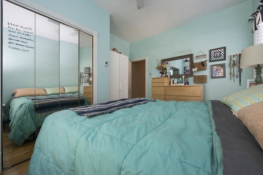 Building Photo - 592 Columbus Ave