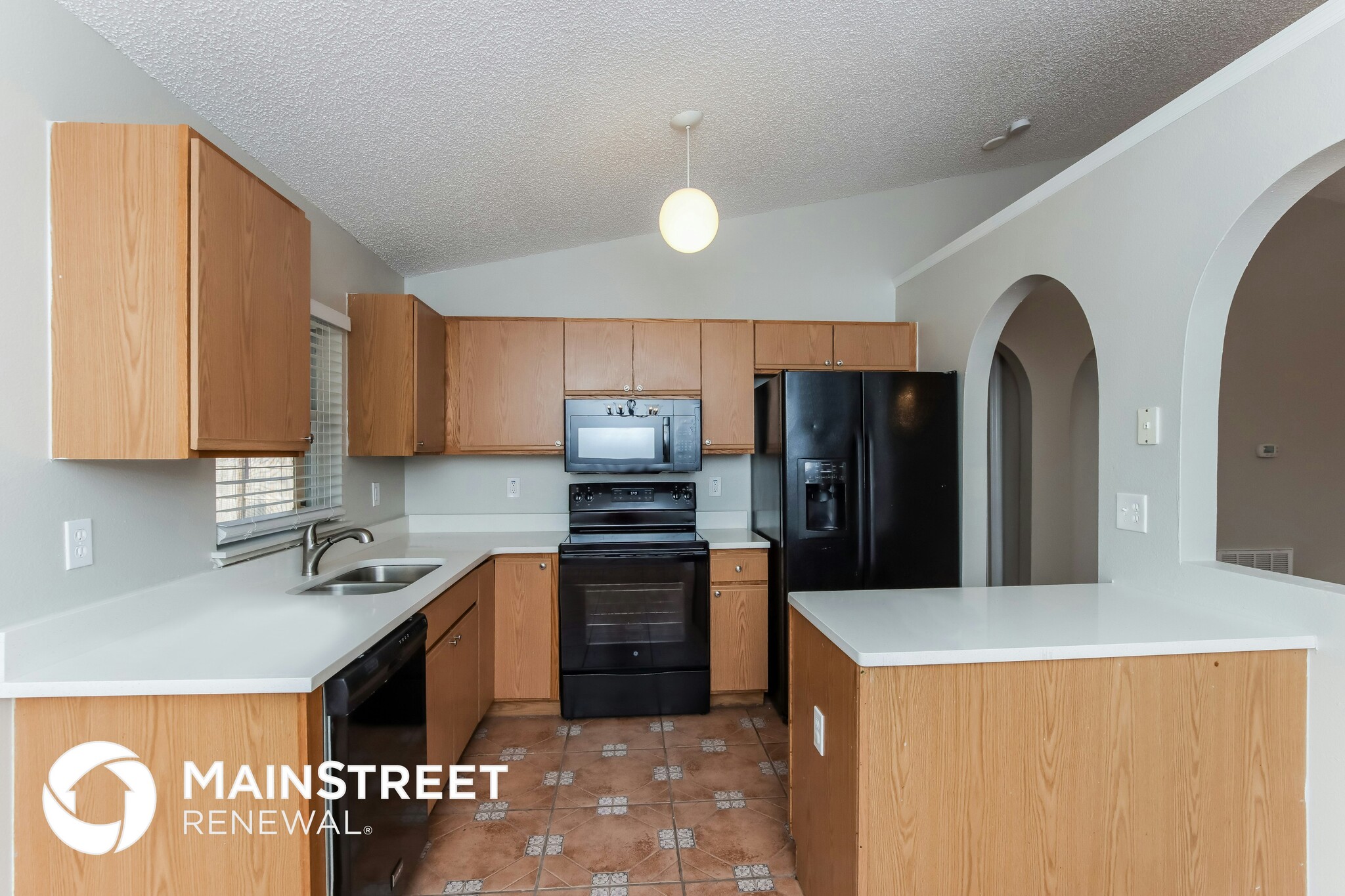 Building Photo - 285 Hearth St SW