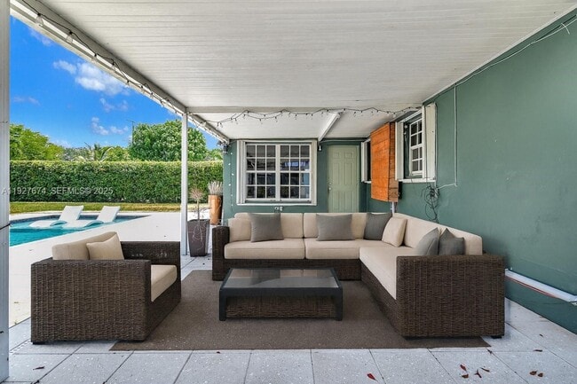 Building Photo - 5713 Jefferson St