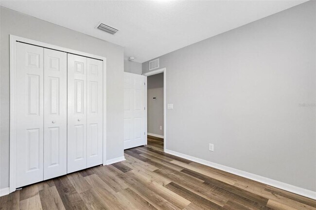 Building Photo - 9306 River Rock Ln