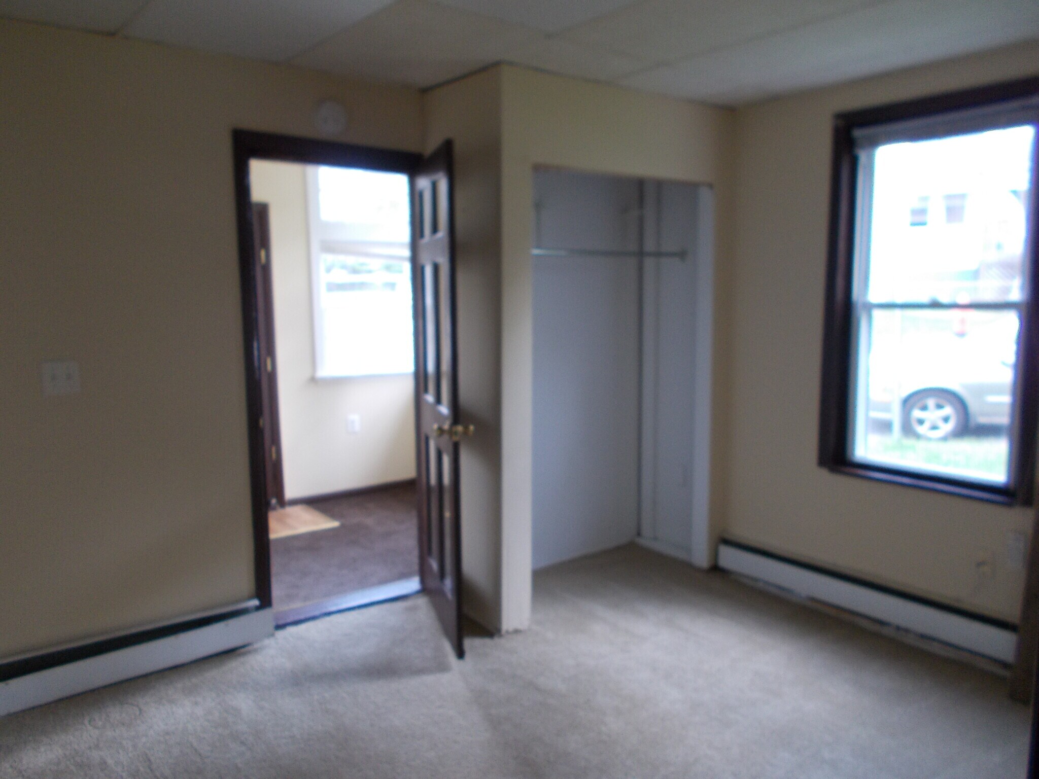 Building Photo - 1723 Hall Ave