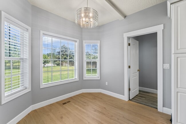 Building Photo - 15081 Widgeon Ave