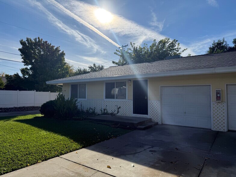 2739 3 bdrm 1 bath - 2739 Wilson Ave