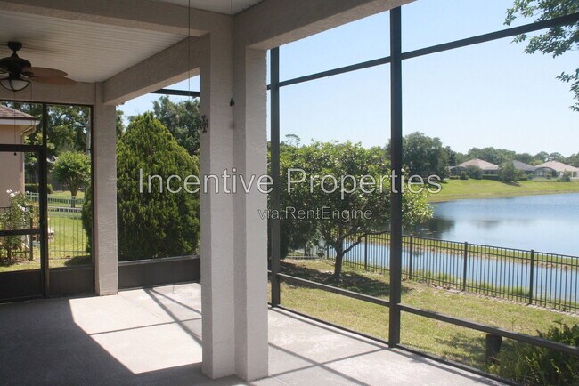 Building Photo - 817 Lakeworth Cir