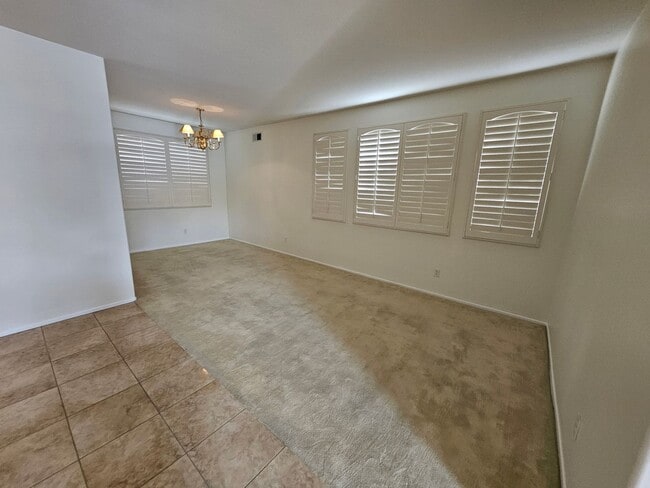 Building Photo - Cozy Bishop Ranch home!