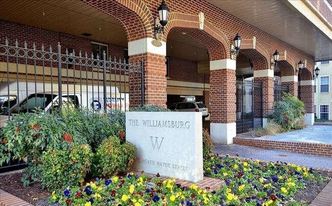 entrance - 1276 N Wayne St