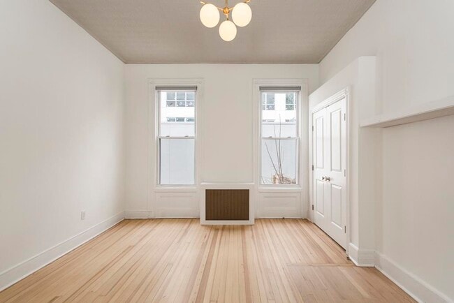 Building Photo - 339 Ogden Ave.