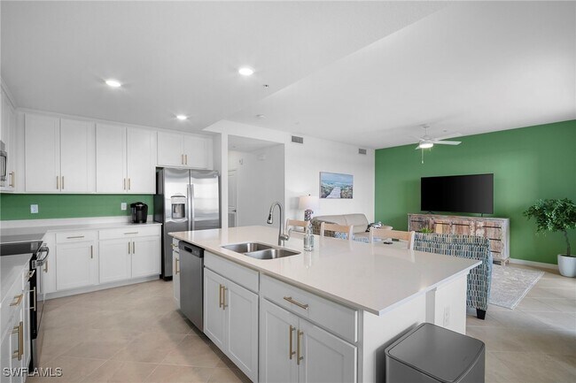 Building Photo - 15285 Green Acres Rd