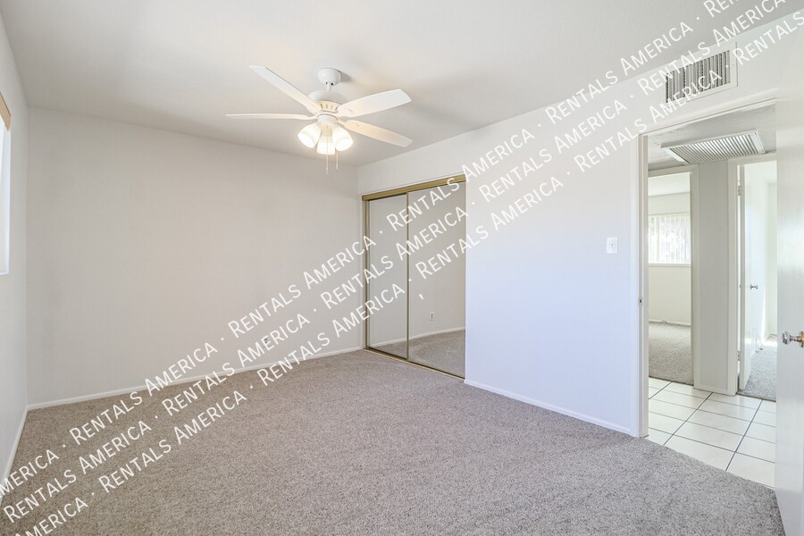 Building Photo - 1314 N 70th St