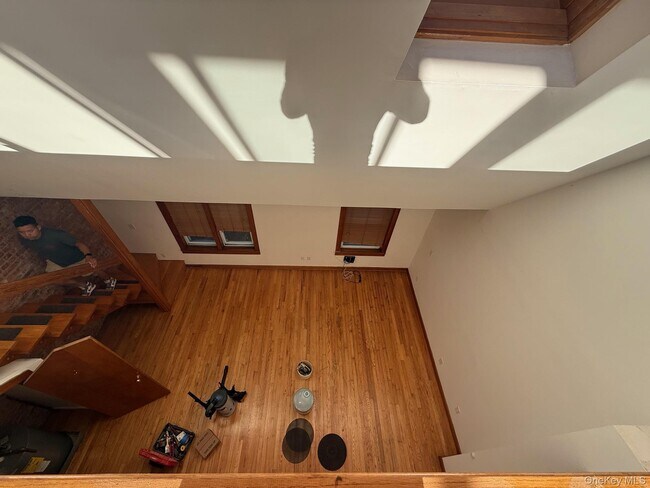 Building Photo - 66 S Broadway