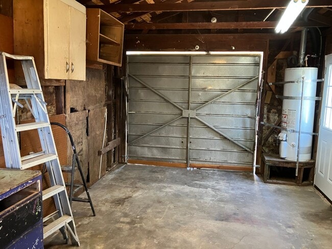 Building Photo - 236 Fusco Ave