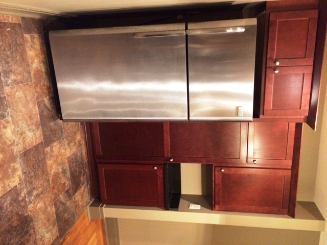 kitchen/coffee bar - 1132 Locust St