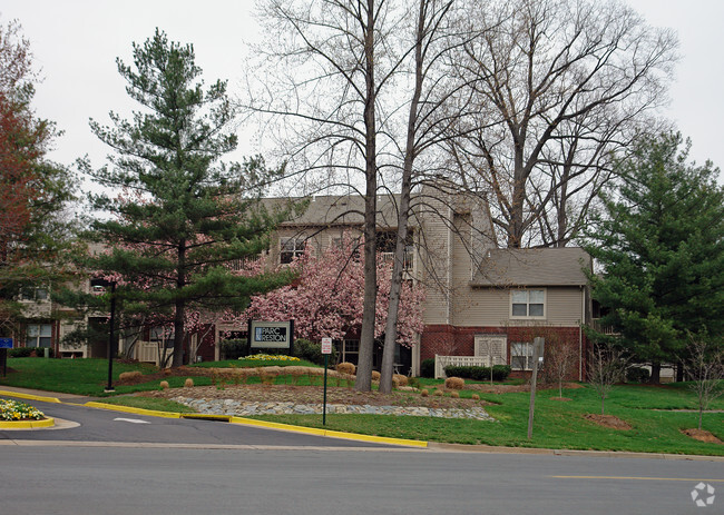 Harrison Apartments - Parc Reston