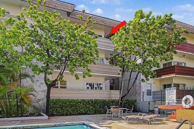 Building Photo - 1205 Mariposa Ave