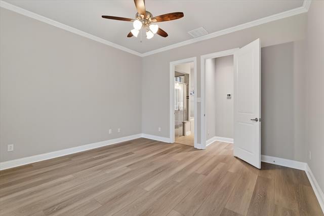 Building Photo - 452 Balmora Way