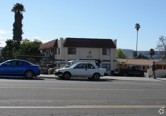 Building Photo - 4225 Beyer Blvd
