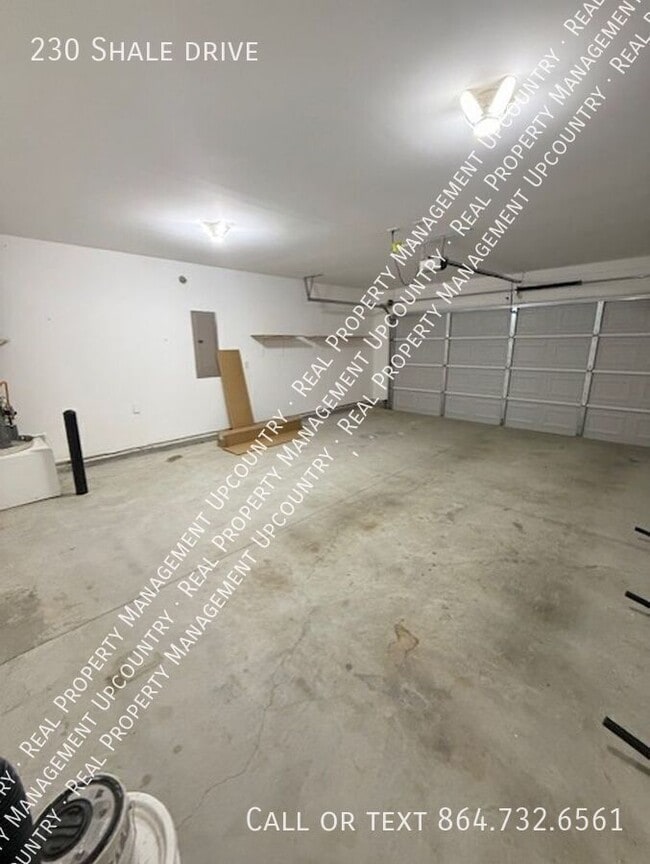 Building Photo - 230 Shale Dr