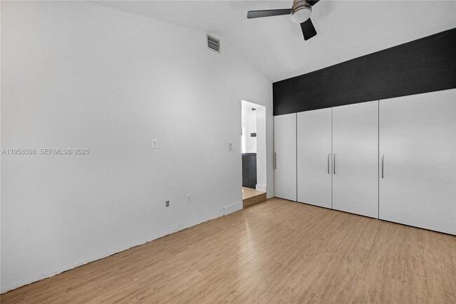 Building Photo - 6476 SW 10th Terrace