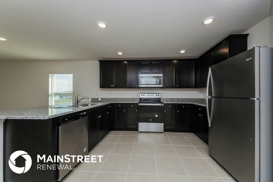 Building Photo - 1338 Brenway Dr