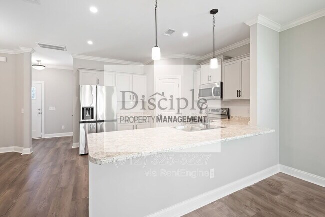 Building Photo - 70 Vining Way
