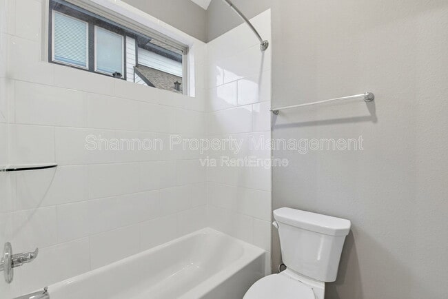 Building Photo - 808 Marisol Bay Dr