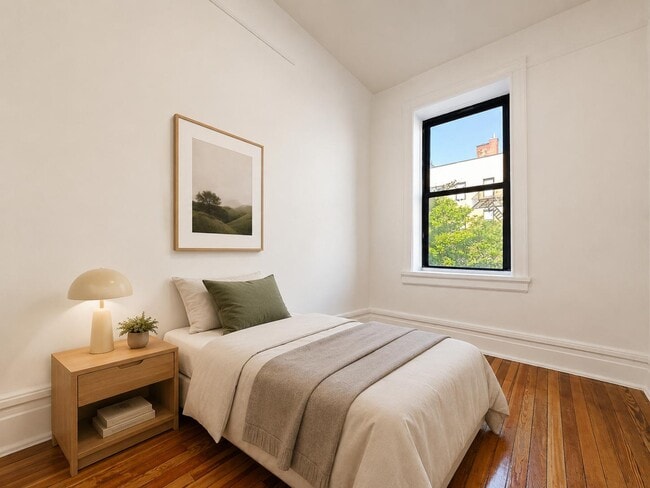 Floorplan - 182 Claremont Avenue