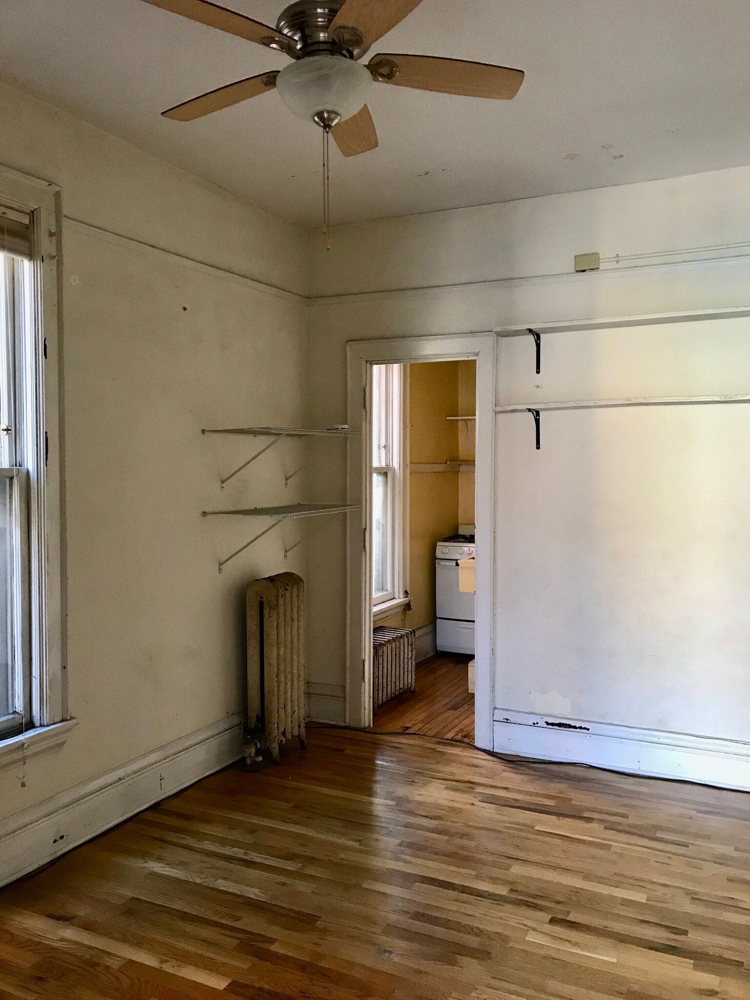 Building Photo - 419 State St