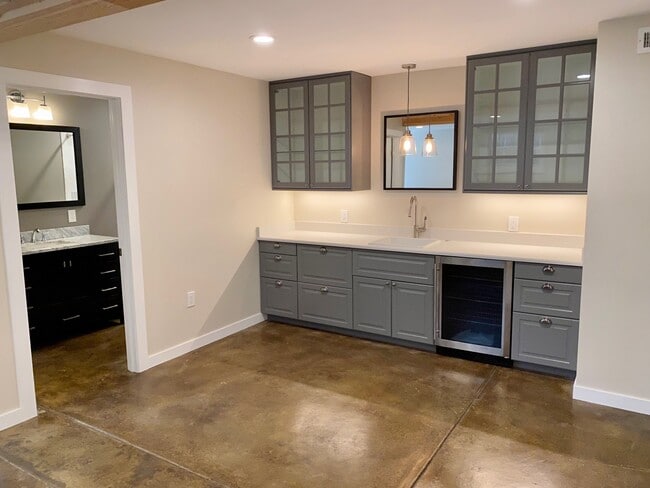 Basement Suite - 1209 9th St