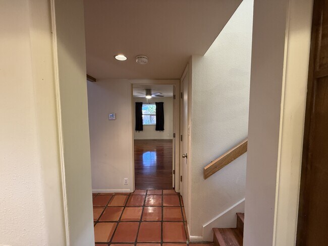 Building Photo - 2909 Cutler Ave NE