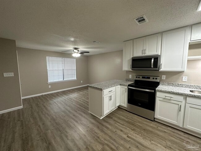 Building Photo - 8011 Kipling St