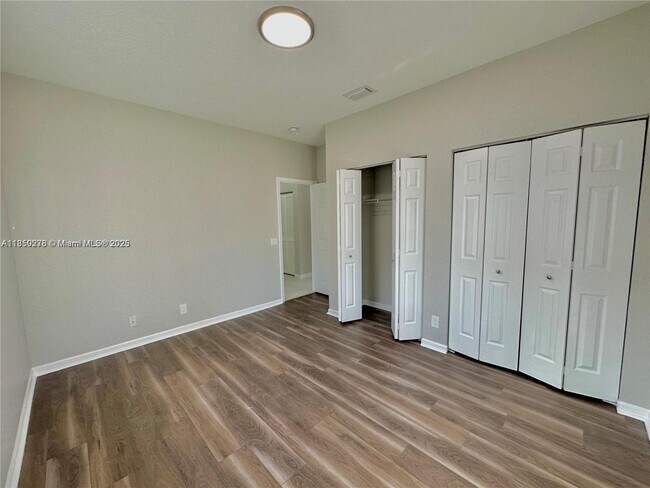 Building Photo - 7611 NW 99th Terrace
