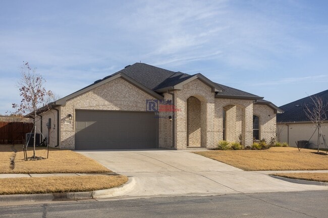 Building Photo - 124 Mesa Dr