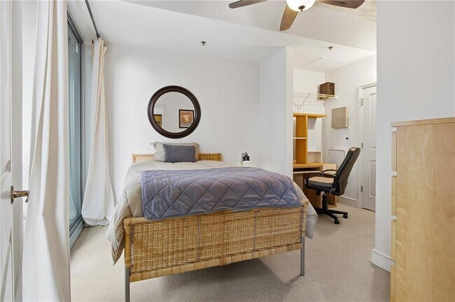 Building Photo - 44 Peachtree Pl NE