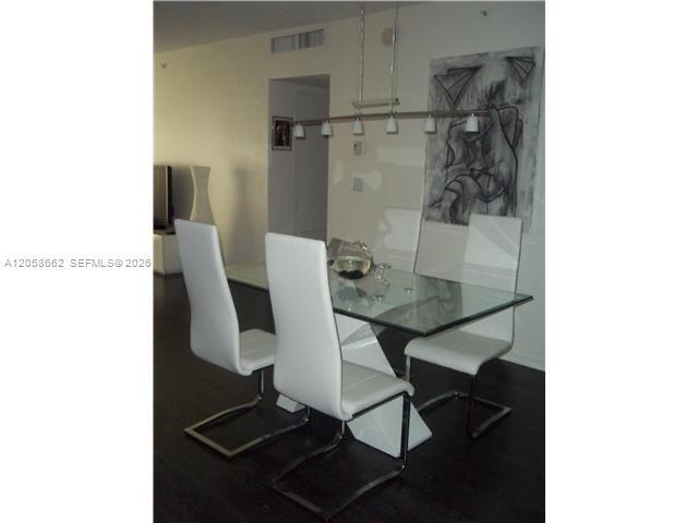 Building Photo - 3000 S Ocean Dr