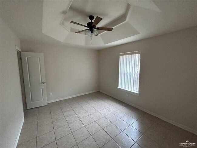 Building Photo - 3903 S Radisson Ave