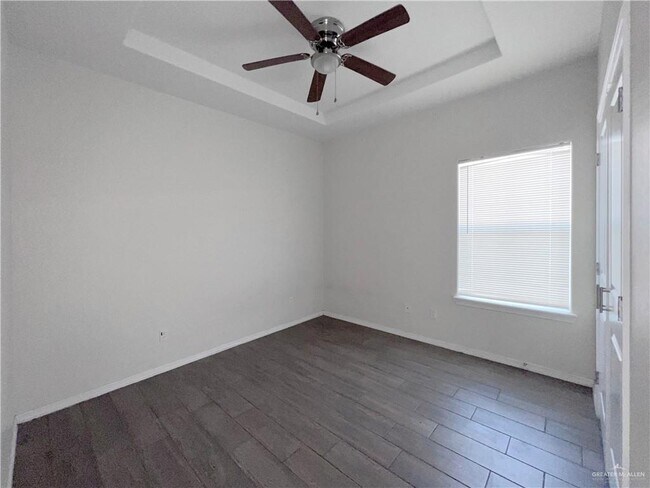Building Photo - 1609 W Cortlandt St