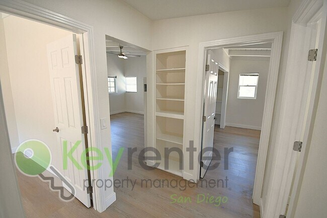Building Photo - 209 Civic Center Dr