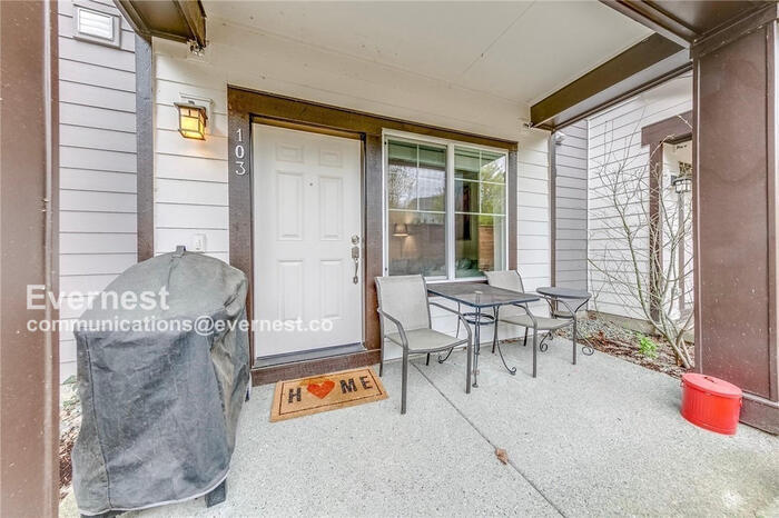 Building Photo - 10394 157th Pl NE