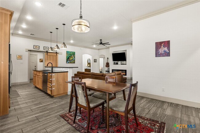 Building Photo - 2518 Inca Dove Dr