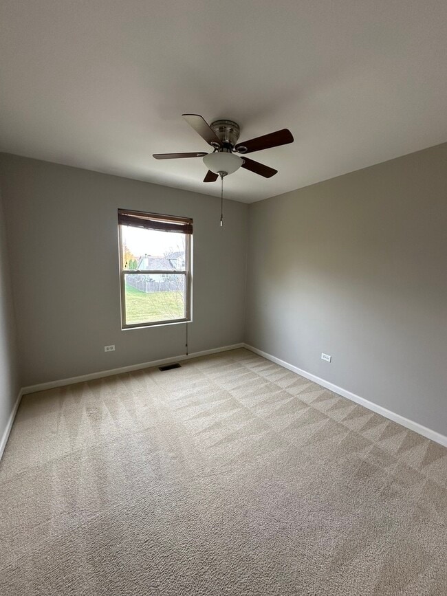 Building Photo - 1258 Lasser Dr