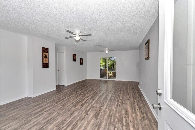 Building Photo - 3640 SE 131st Ln