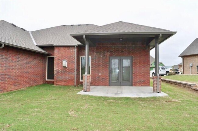 Building Photo - 3217 Briargate Rd