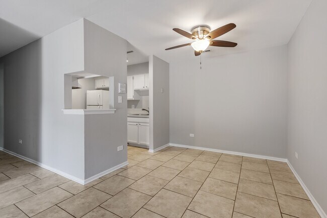 Building Photo - 1444 Stonebridge Cir