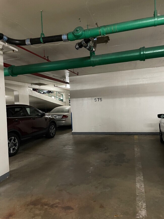 Parking garage - 33 Pond Ave