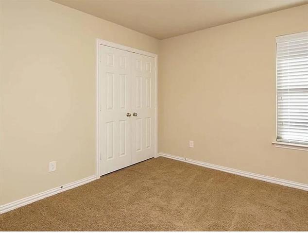 Building Photo - 1516 Grassy View Dr