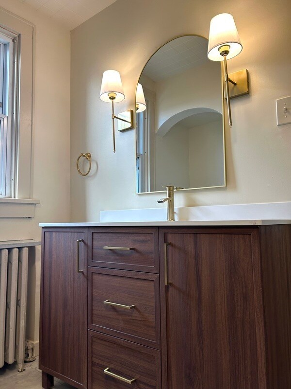 Building Photo - 114 Augusta St