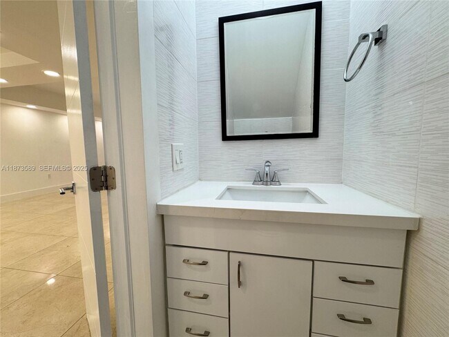 Building Photo - 3768 NE 167th St