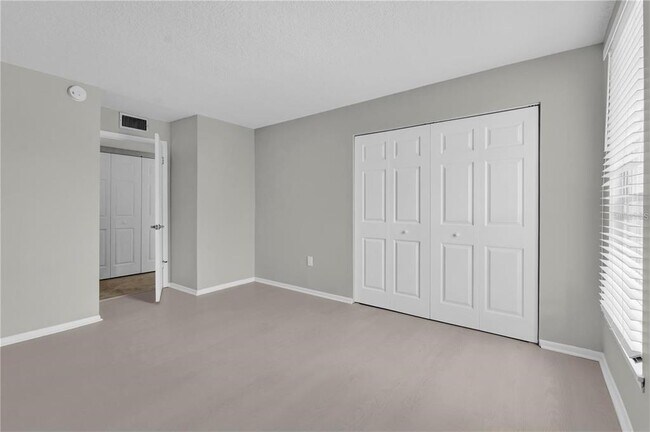 Building Photo - 514 Orange Dr